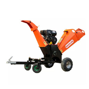 Broyeur de bois de 6 pouces avec moteur de 15 CV et système d'alimentation hydraulique - Product Image 2