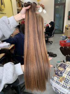 Extensions de cheveux lisses et soyeux, pointes épaisses, super double drawn, cuticules alignées, couleur teintée - Product Image 2