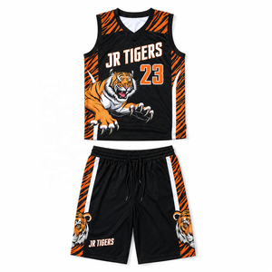 Maillot de basket personnalisé à séchage rapide en polyester, uniforme d'équipe OEM ODM, broderie personnalisée, logo, nom, numéro, manches courtes, col en V, unisexe - Product Image 1