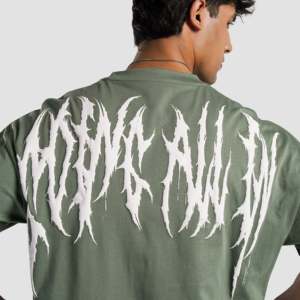 เสื้อยืดผู้ชายทรงโอเวอร์ไซส์ ผ้าคอตตอนเจอร์ซีย์ 280 กรัม เนื้อผ้าระบายอากาศได้ดี ลายกราฟิกโลโก้แบบนามธรรม สีเขียว สไตล์ลำลองแนวสตรีทแวร์ - Product Image 3