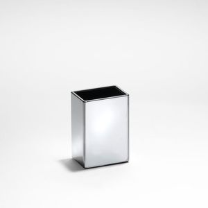 Soporte de cepillo de dientes de hierro con forma cilíndrica mínima diseñada para la organización y el estilo modernos del baño. - Product Image 5