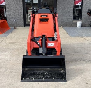 รถตักล้อยางขนาดเล็ก Kubota SCL 1000 รถตักหน้าขุดขนาดเล็กแบบตีนตะขาบ สำหรับงานก่อสร้างในฟาร์ม - Product Image 4