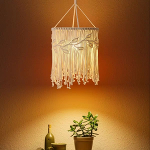 Lampe suspendue en macramé en coton écologique fabriquée à la main en Inde, motif de feuilles bohème, couleur naturelle, haute qualité, salon - Product Image 1