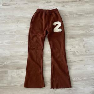 ชุดวอร์มผู้ชายแบบใหม่ สไตล์ยีนส์ฟอกสี ซิปหน้า ผ้าเฟรนช์เทอร์รี่ 2 ชิ้น กางเกงขายาวทรงจ็อกเกอร์แบบซ้อน พร้อมเสื้อฮู้ดมีโลโก้ ชุดวอร์มฤดูหนาว - Product Image 5