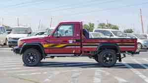 VENTES FLASH - TOYOTA LAND-CRUISERs LC79 D'OCCASION - CABINE SIMPLE - DIESEL - PICK-UP - Product Image 2