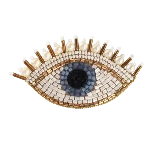 Bester hand gefertigter Schmuck lieferant von 7cm breiten Designer-Augendesign-Aufnäher Weiße Farbe Hand bestickte Perlen broschen zum Verkauf