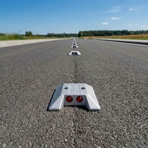 10 pièces de réflecteurs routiers en verre blanc effet œil de chat 2,8x12x12cm, haute visibilité pour la sécurité routière - Product Image 3