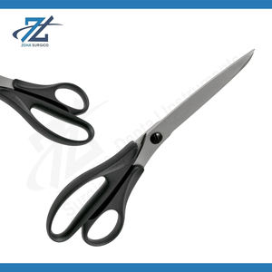 Ciseaux utilitaires manuels en acier inoxydable de haute qualité 190mm Instruments chirurgicaux certifiés CE Utilisation de chirurgie générale du Pakistan - Product Image 2