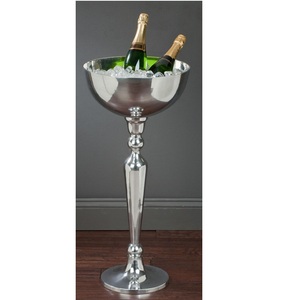 Seau à glace haut de finition argentée en aluminium brillant de conception attrayante avec le support pour le refroidisseur de bouteille de Champagne et de bière - Product Image 5