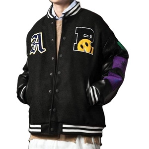 แจ็กเก็ตหนังขนแกะ100% สำหรับผู้ชายเสื้อแจ็กเก็ตเบสบอลปักลายกำมะหยี่สำหรับมหาลัยงาน OEM ตามสั่ง - Product Image 1