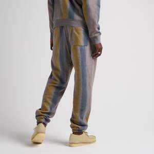 60% coton 40% polyester pantalon de survêtement décontracté en polaire de qualité supérieure pour hommes en blanc avec poches et intérieur brossé doux - Product Image 6