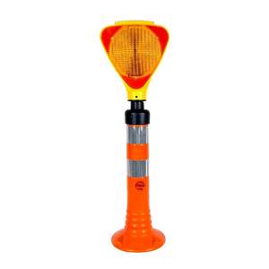 Ensemble de délimiteurs triangulaires solaires orange pour la sécurité routière, fabriqués en matériaux durables ABS, PC et aluminium - Product Image 1