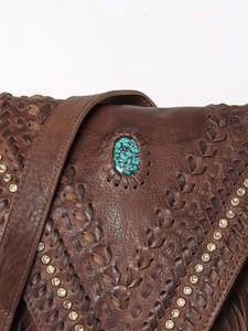 Sac à main de luxe pour femme en cuir véritable de haute qualité, style bohème, personnalisé, avec franges western, motif floral gravé à la main et pompon - Product Image 4