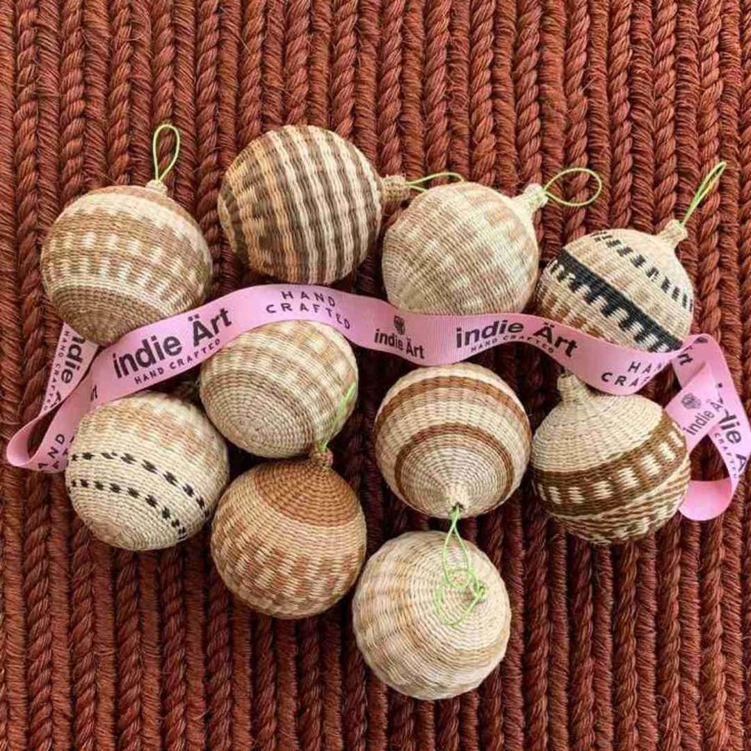 เช่นเดียวกับภาพ