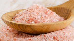 Vente en gros de roches roses naturelles de l'Himalaya de haute qualité Sel de mer comestible Services OEM Fabricant de sel rose du Pakistan Sel de l'Himalya - Product Image 2