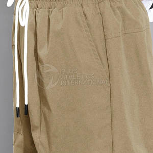 Pantalones de calle de estilo fresco para hombre con cintura ajustable y apariencia de utilidad pantalones de calle para hombre - Product Image 5