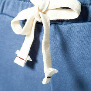 Short de course sur mesure de haute qualité pour hommes, couleur unie, coton durable, style décontracté chez Affordab - Product Image 2