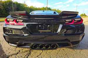 2024 C h e v r o l e t Z06 coupé 3LZ meilleur prix cabriolet automatique boîte de vitesses manuelle carburant Diesel intérieur sombre AWD R18 ACC KEI - Product Image 3