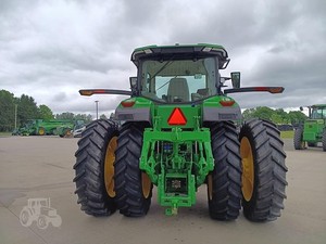 2024 Johnn Deere 8R 250 Mini Tractor 4WD/2WD 4x4 Tipo de accionamiento 70-120HP Motor Bomba automática y caja de cambios para uso agrícola - Product Image 4