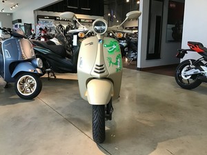 NUOVO Scooter-Motorino <span class=keywords><strong>Vespa</strong></span> 946 Dragon <span class=keywords><strong>150</strong></span> 2026 - Product Image 1