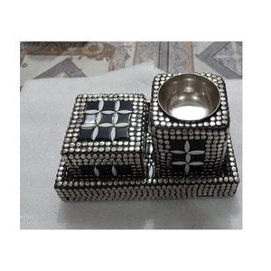 Brûleur d'encens de luxe en bois et métal classique fait à la main pour la maison, pour le Ramadan et le brûleur d'oud Bakhoor et plateau de service - Product Image 5