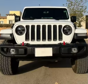 LISTO PARA ENVIAR SUV Automático Blanco Usado 2024 con Tracción en las Cuatro Ruedas, Asientos de Cuero, Neumáticos R20, Control de Crucero Adaptativo, Techo Solar, Luces LED, Cámara de 360° - Product Image 1