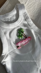 Porte-clés léger perlé imperméable durable en laiton plaqué or avec des breloques de perles pour les femmes - Product Image 2