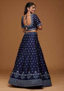 Designer Aada Slub Soie Lehenga Choli pour Femmes Zari Feuille Brodée Robe de Soirée de Mariage pour Occasions Spéciales-Indien Pakistanais - Product Image 2