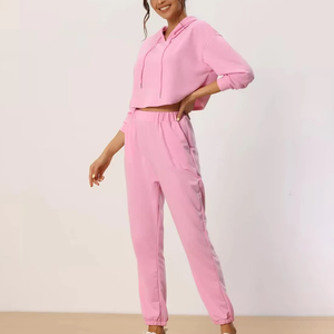 2025 Traje de jogging informal con logotipo personalizado para mujer Tallas grandes Sudadera con capucha recortada en blanco y chándal de salón Conjunto de 2 piezas para invierno - Product Image 2