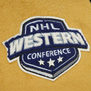 Chaqueta Varsity Formal para Hombre, Estilo Urbano, Bordado Chenille Personalizado al por Mayor, Cuero Recubierto, Impermeable y Ecológico - Product Image 4