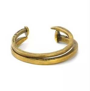 Bracelet large en laiton doré, accessoire tendance, design antique, bracelet large unisexe - Product Image 2