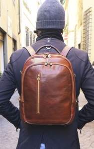 Mochila Ligera de Cuero Genuino Fenwick Heritage Craft con Cierre de Cremallera - Product Image 2