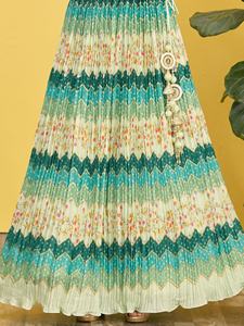Ensemble prêt à porter indien Lehenga Choli entièrement cousu avec Dupatta brodé - Product Image 5