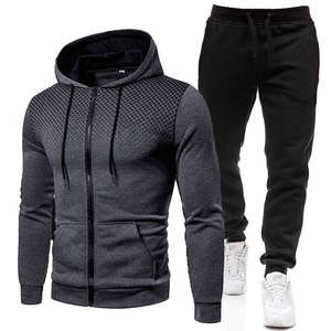 Chándal estampado informal de invierno de fábrica OEM, conjunto de entrenamiento de fútbol, chaqueta con cremallera para hombre, pantalones para correr, ropa deportiva de secado rápido - Product Image 1