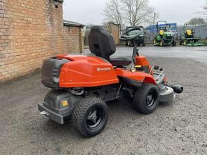 Tractor Husqvarna R214TC / Gasolina / Motor a Gasolina - Product Image 6