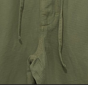 Short Cargo Dobby 100% coton délavé décontracté pour homme avec demi-pantalon respirant solide et demi-pantalon tissé à poches 3D - Product Image 4