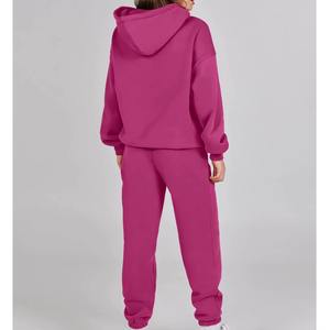 Conjuntos Deportivos para Mujer Fabricados en Pakistán, Tela de Primera Calidad 100% Algodón, Servicio OEM, Diseño de Logotipo Impreso en el Conjunto Deportivo - Product Image 2