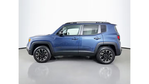 Coche usado Seminuevo Certificado LHD/RHD Jeep Renegade Upland 2023 4WD - Product Image 4