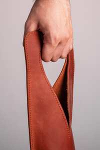 Sac à vin en cuir Caddy support fait main manchon personnalisé accessoires de vin cadeaux de pendaison de crémaillère LEB-0041E - Product Image 5