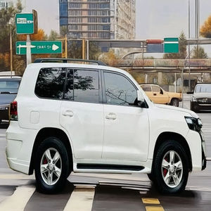 Toyotaa Land Cruiserr 300 Series a la venta | La mejor fiabilidad de su clase con seguridad avanzada | Disponible en LHD y RHD a buen precio - Product Image 3