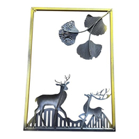 Nouvelle Arrivée Vintage : Art Mural en Métal et Fer Forgé à la Main, Motif Floral Aquarelle, Cadre Doré, Design Personnalisable pour Bureau et Mur Arrière de la Maison