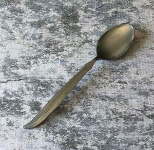 Elegante juego de cubiertos de acero inoxidable pulido dorado con diseño moderno, cubiertos perfectos para bodas, hoteles y cocinas - Product Image 3