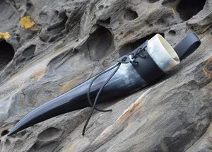 Cuerno natural de alta calidad, estilo animal pulido ecológico con soporte de cuero, precio para servir bebidas en eventos - Product Image 4