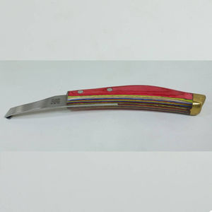 Venta superior Cuchillos de pezuña de caballo de acero inoxidable Instrumentos veterinarios reutilizables afilados con mango de madera Cuidado de pezuña - Product Image 3