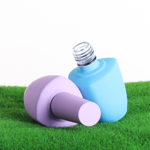 Biểu Tượng Tùy Chỉnh Mới Hình Tam Giác Vẻ Đẹp Đặc Biệt Hình Dạng Hình Tam Giác Chai Thủy Tinh UV Gel Độc Đáo Rỗng Sơn Móng Tay Keo Dầu Chai - Product Image 4