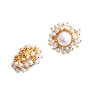 ต่างหูทองเหลืองพรีเมียม ชุบทอง 24K ประดับมุกน้ำจืดทรงพระจันทร์  สำหรับทุกเพศ  งานทองเหลืองโบราณ ปราศจากนิกเกิล ทนทาน - Product Image 5