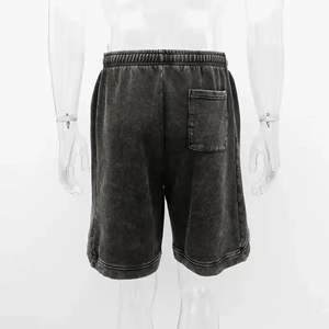 กางเกงขาสั้นกีฬาผู้ชายสไตล์สตรีทแวร์สีพื้นแบบวินเทจฟอกสี ระบายอากาศ แห้งเร็ว เหมาะสำหรับวิ่งจ๊อกกิ้ง - Product Image 4