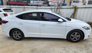 Hyundai Avante AD 1.6 GDI Style 2018 - Product Image 3