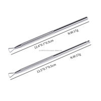 Pousse-cuticules triangulaire en acier inoxydable de haute qualité et durable, grattoir pour dissolvant de vernis à ongles, outil de manucure pour gel.