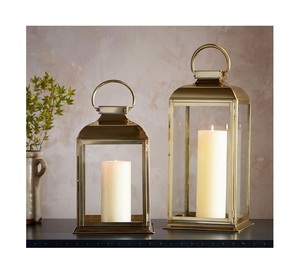 Linterna de vela de acero inoxidable de diseño con detalles artesanales, perfecta para regalar o decoración de lujo - Product Image 5